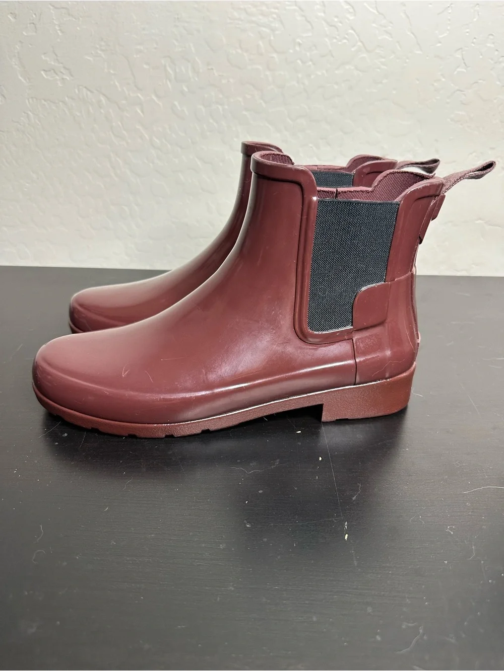 Hunter Chelsea Rain Ankle Boots in Burgundy